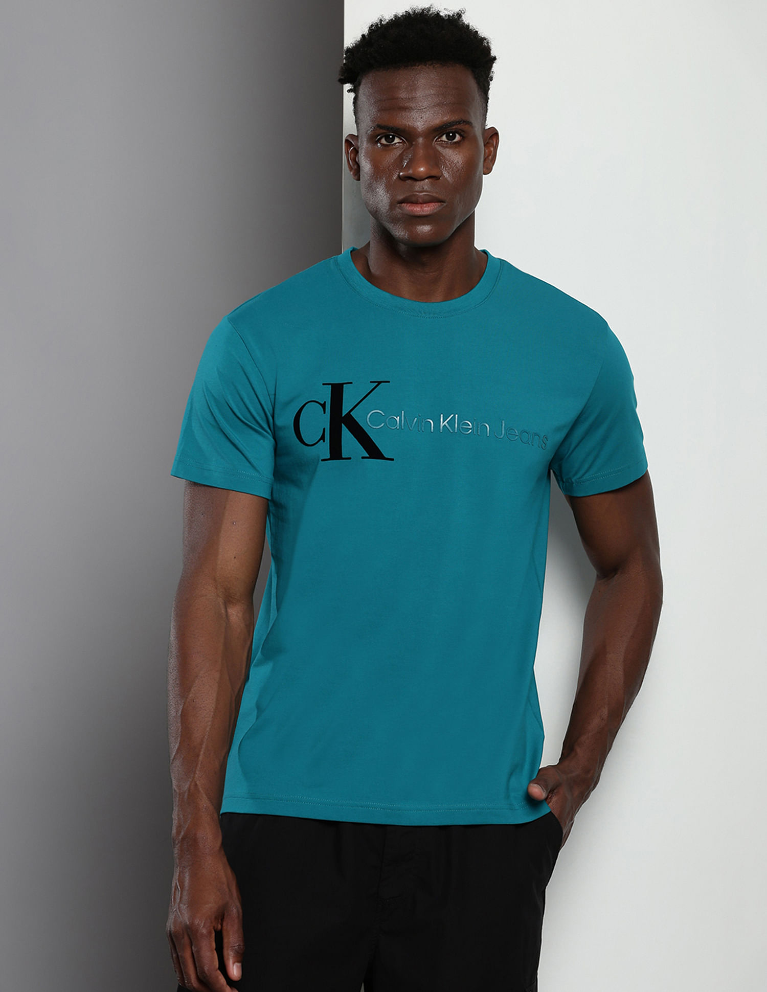 Calvin Klein Slim Fit Monogram T-Shirt