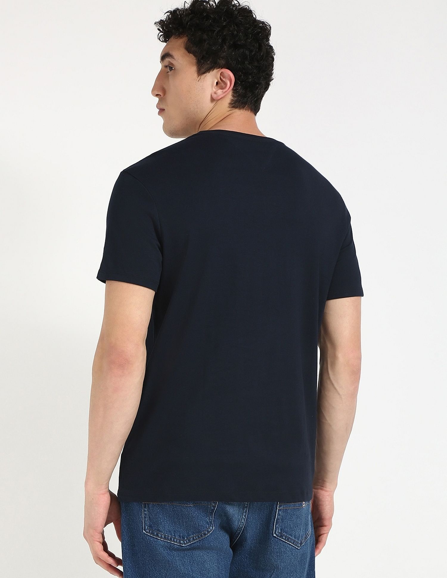 Tommy Hilfiger Logo Regular-Fit Cotton T-Shirt