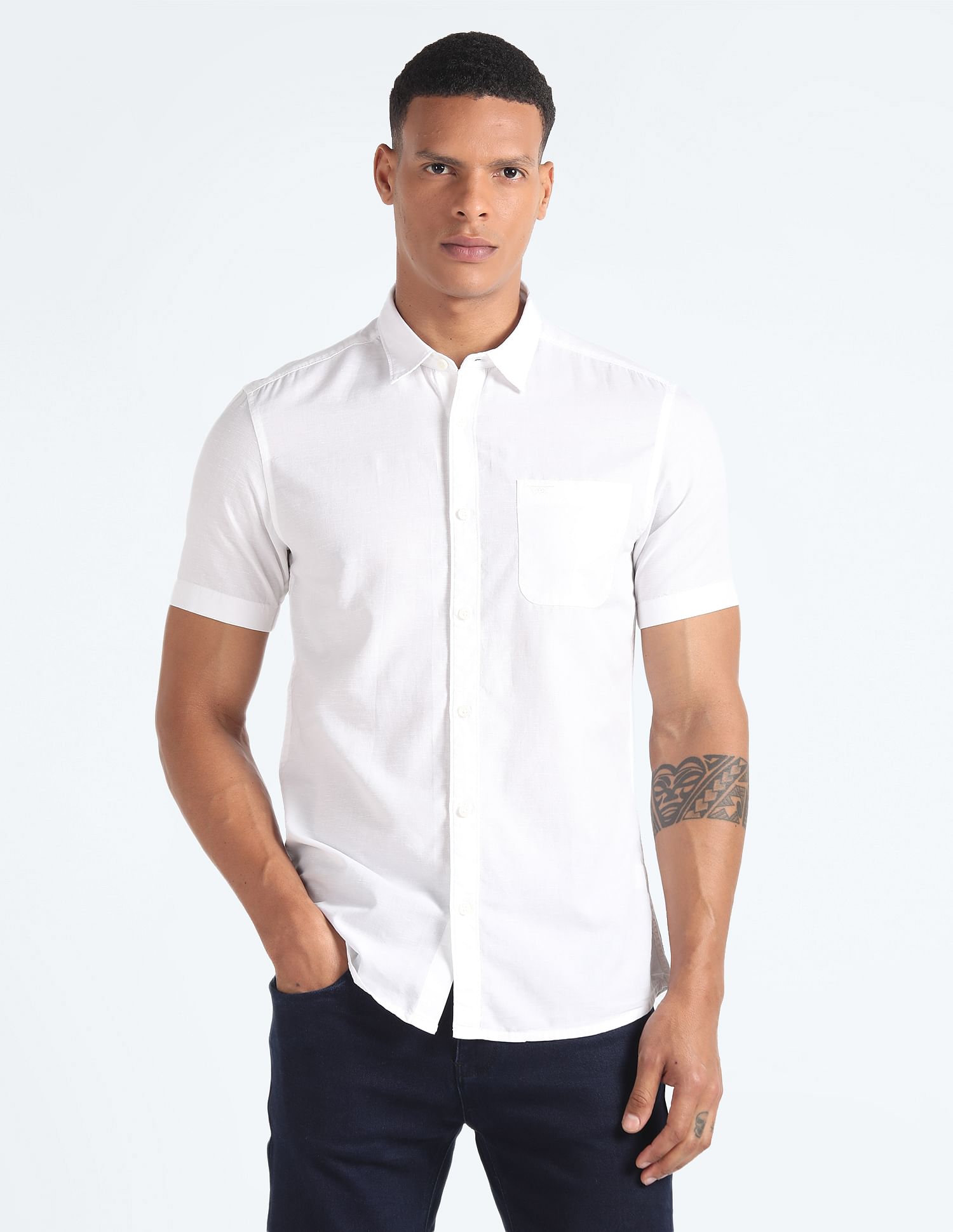 Flying Machine Solid Slim Fit Shirt