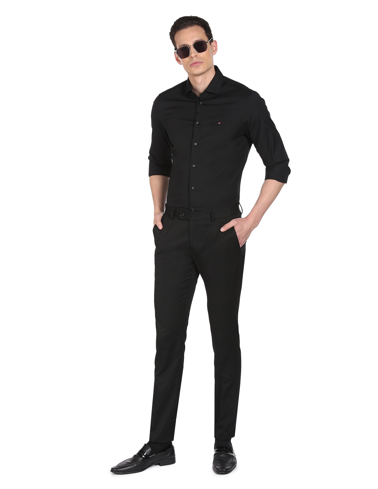 Tommy Hilfiger Men Black Mitered Cuff Solid Slim Fit Formal Shirt