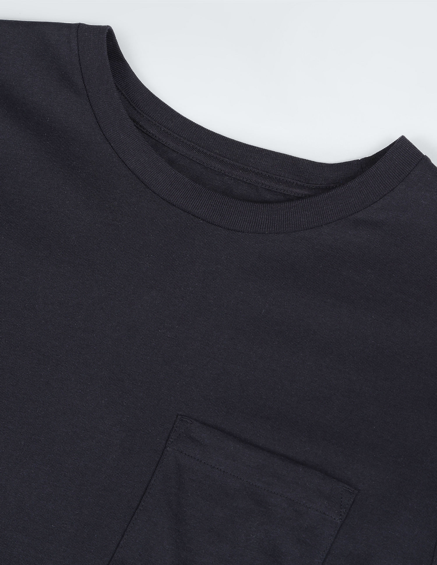 Tommy Hilfiger Classic Patch Pocket Solid T-Shirt