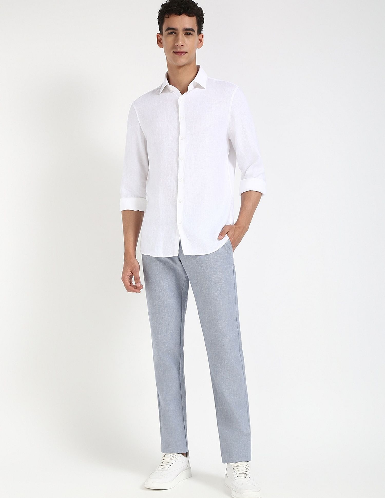 Calvin Klein Jeans Solid Slim Fit Plain Woven Shirt