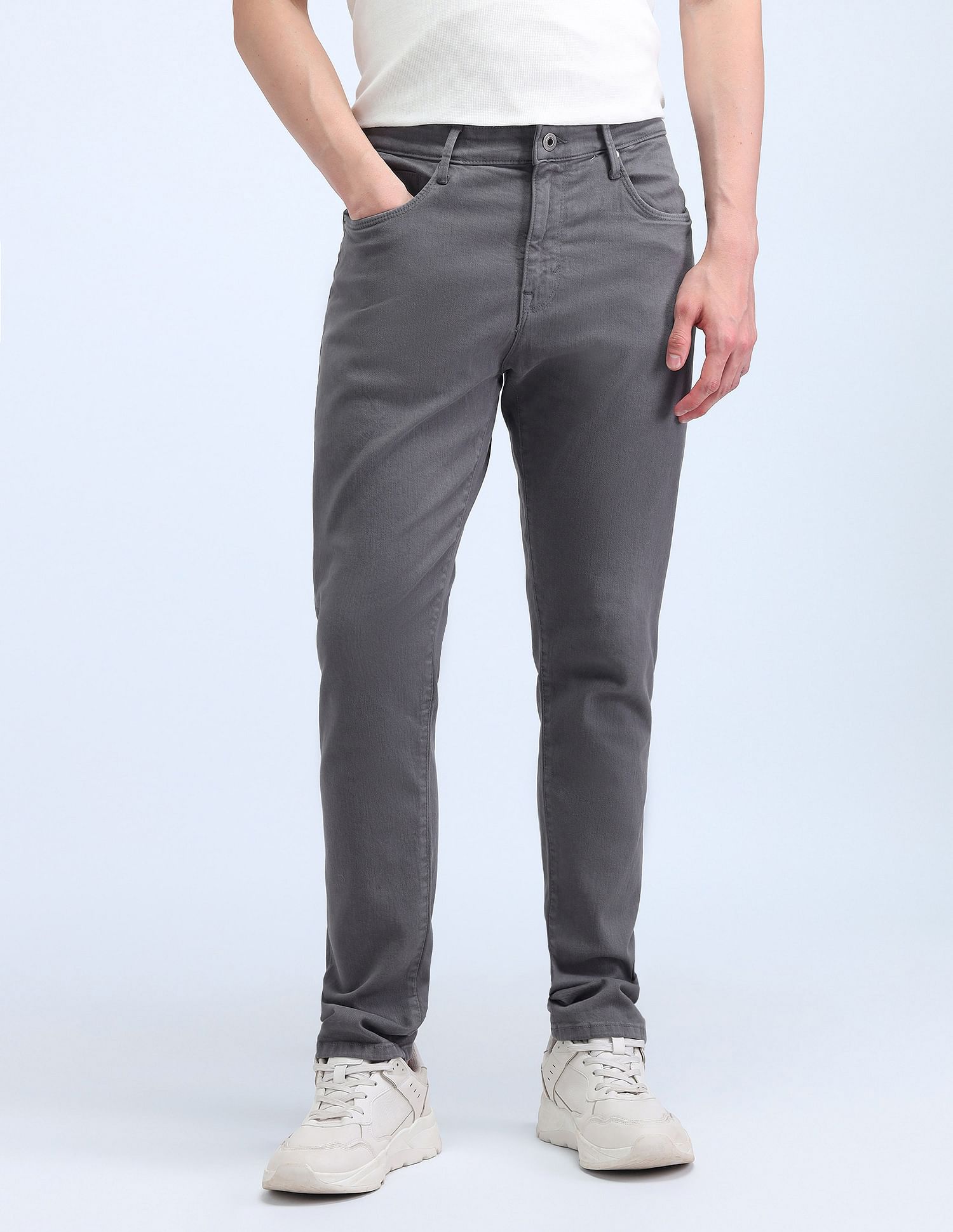 Flying Machine Mid Rise Slim Tapered Fit Jeans