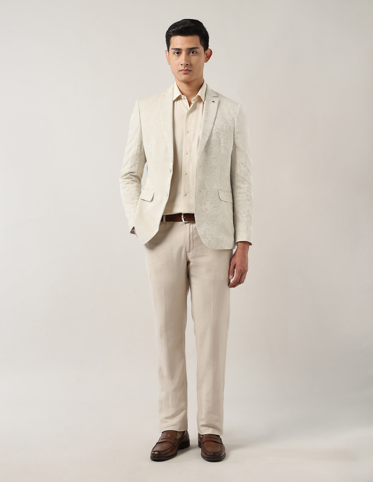 Arrow Floral Jacquard Tailored Fit Suit
