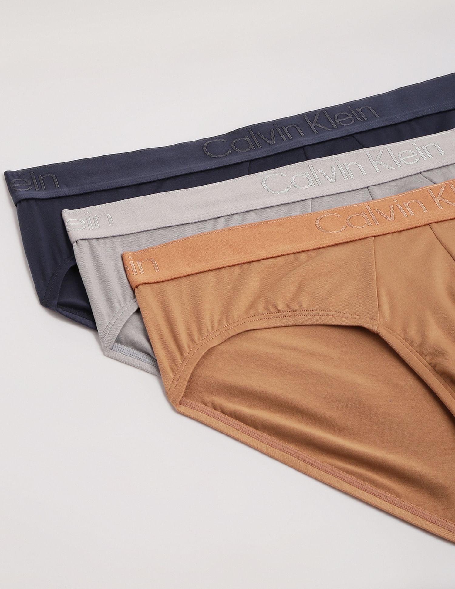 Calvin Klein Underwear Tonal Waist Solid Briefs - Pack Of 3