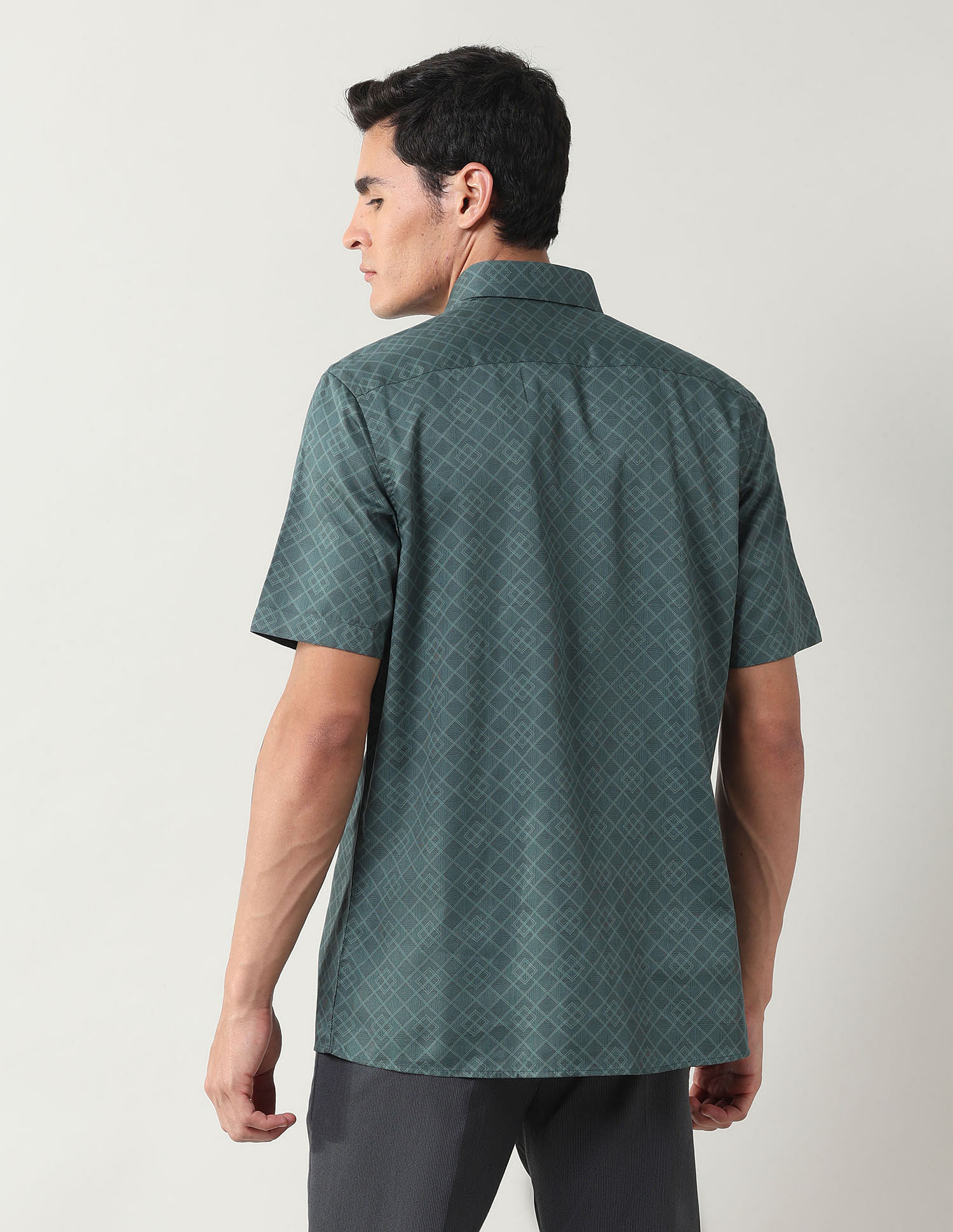 Arrow Geometric Printed Liberty Classic Fit Shirt