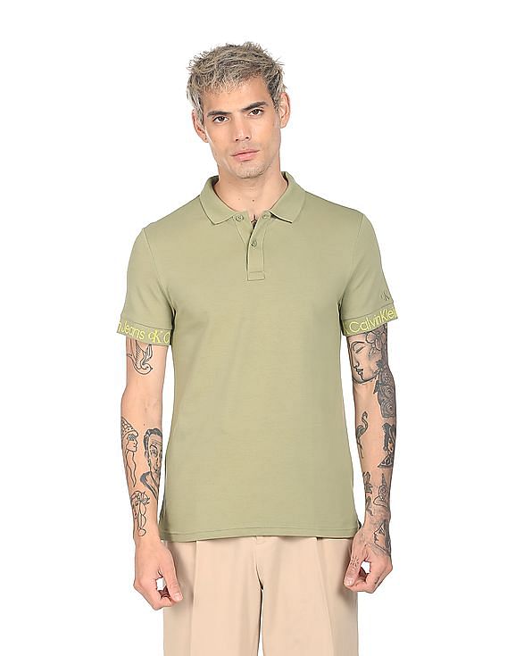 Calvin Klein Men Faded Olive Short sleeve Solid Polo Shirt