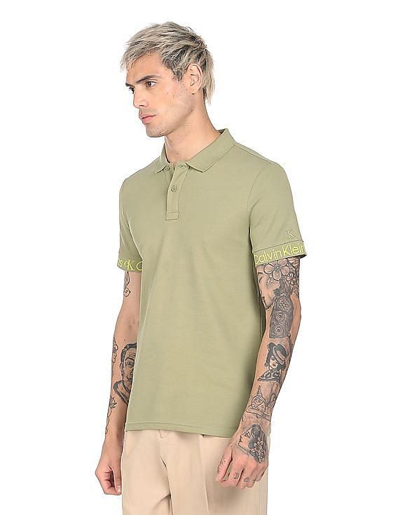 Calvin Klein Men Faded Olive Short sleeve Solid Polo Shirt