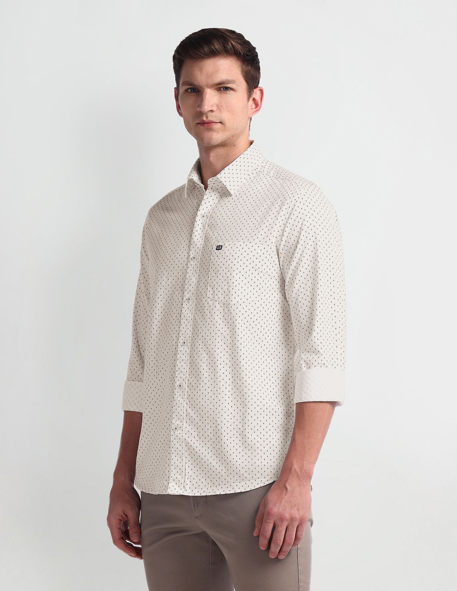 Arrow Sport Geometric Print Manhattan Slim Shirt