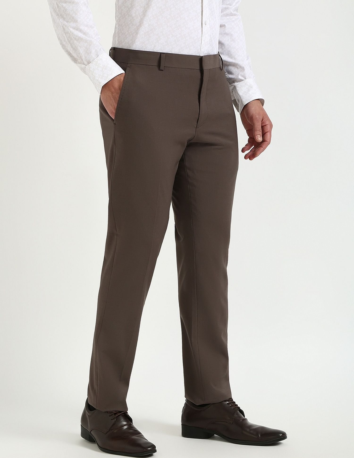 Tommy Hilfiger Regular-Fit Solid Mid-Rise Trouser