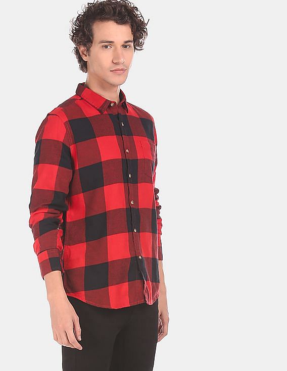 Flying Machine Men Red And Black Check Casual Shirt