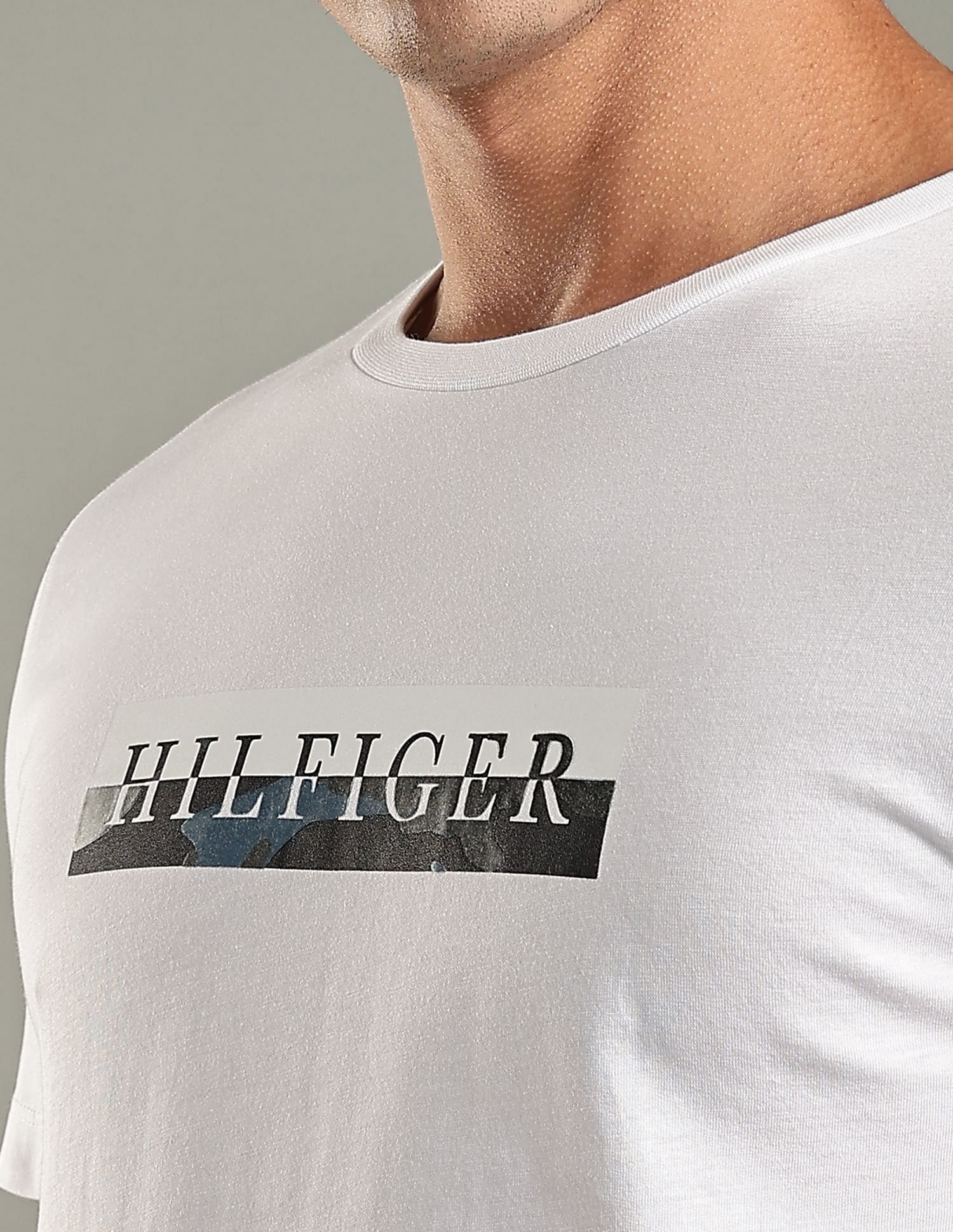 Tommy Hilfiger Graphic Regular-Fit Cotton T-Shirt