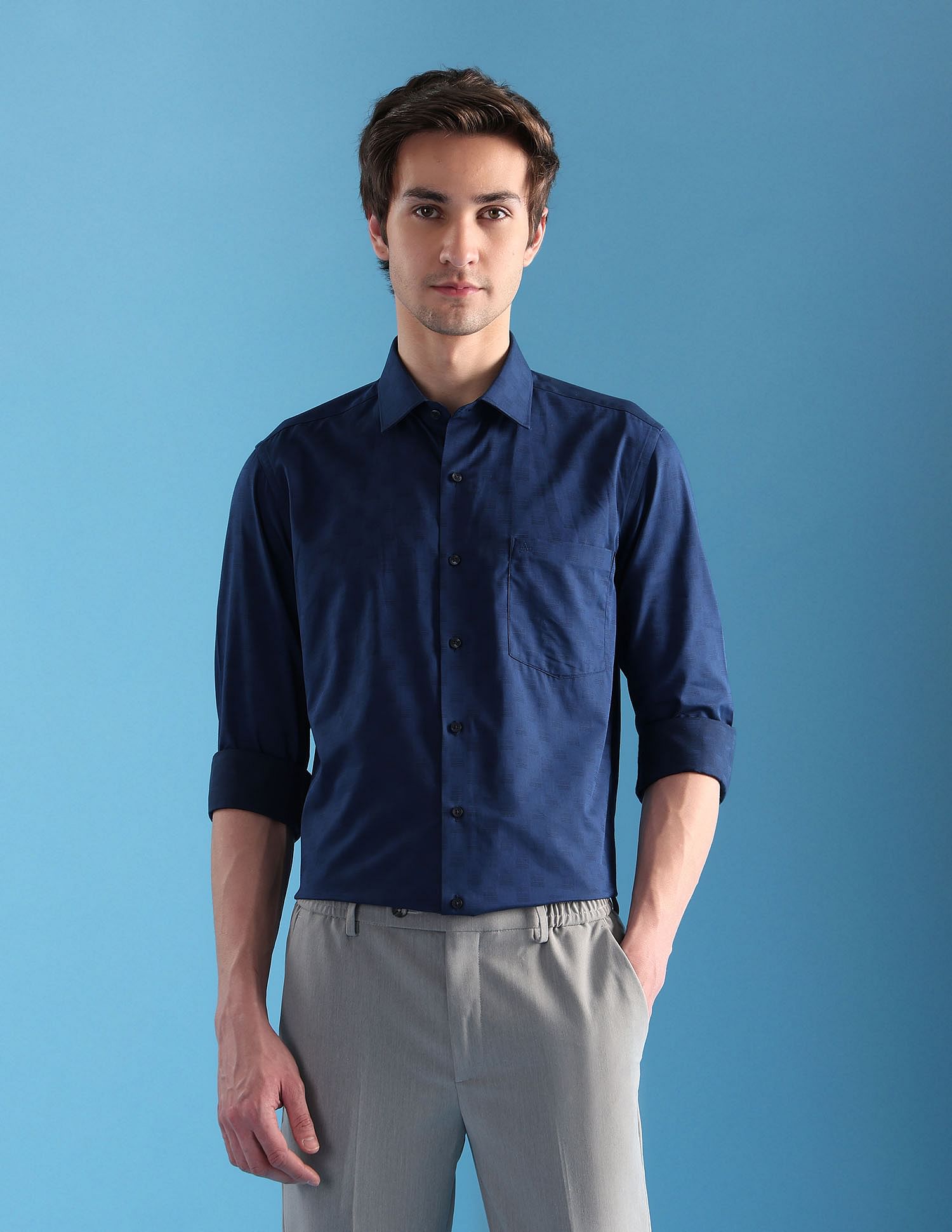 Arrow Manhattan Slim Fit Velocity 5 In 1 Shirt