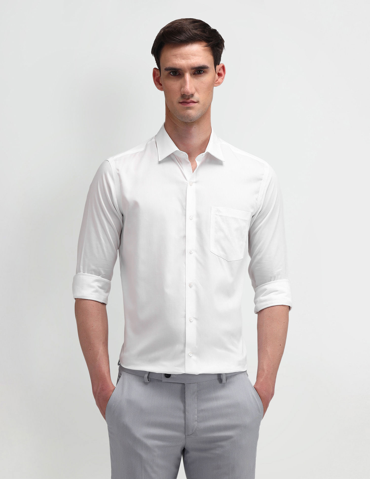 Arrow Manhattan Slim Fit Solid Shirt