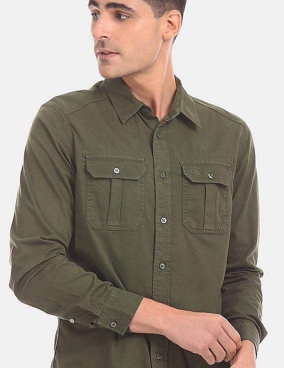 Calvin Klein Men Olive Cotton Twill Utility Double Flap Pocket Casual Shirt