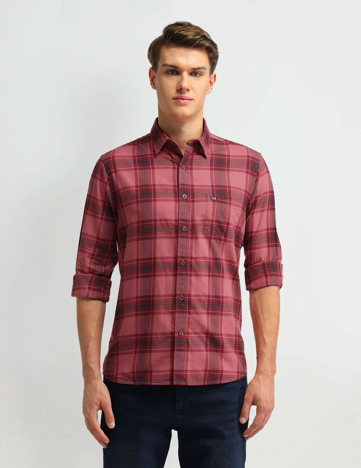 Arrow Sport Tailored Fit Cotton Shirt