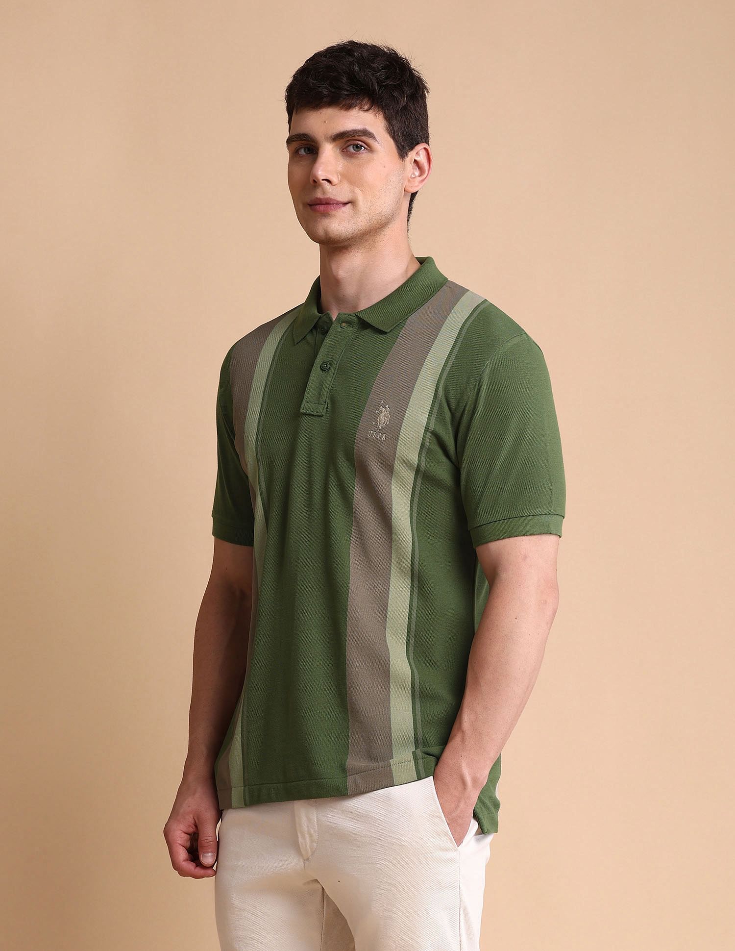 U.S. Polo Assn. Colourblocked Slim Fit Polo Shirt