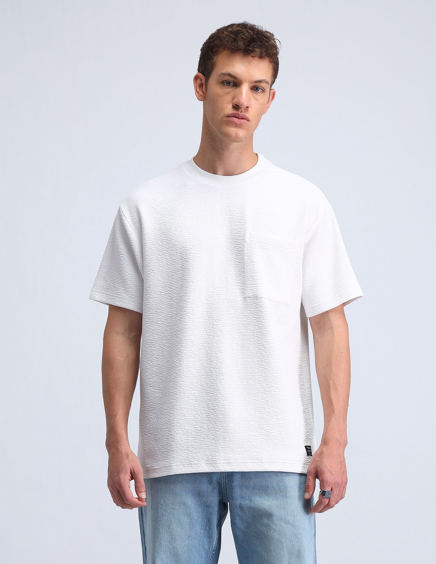 Flying Machine Solid Pattern Relaxed Fit T-Shirt