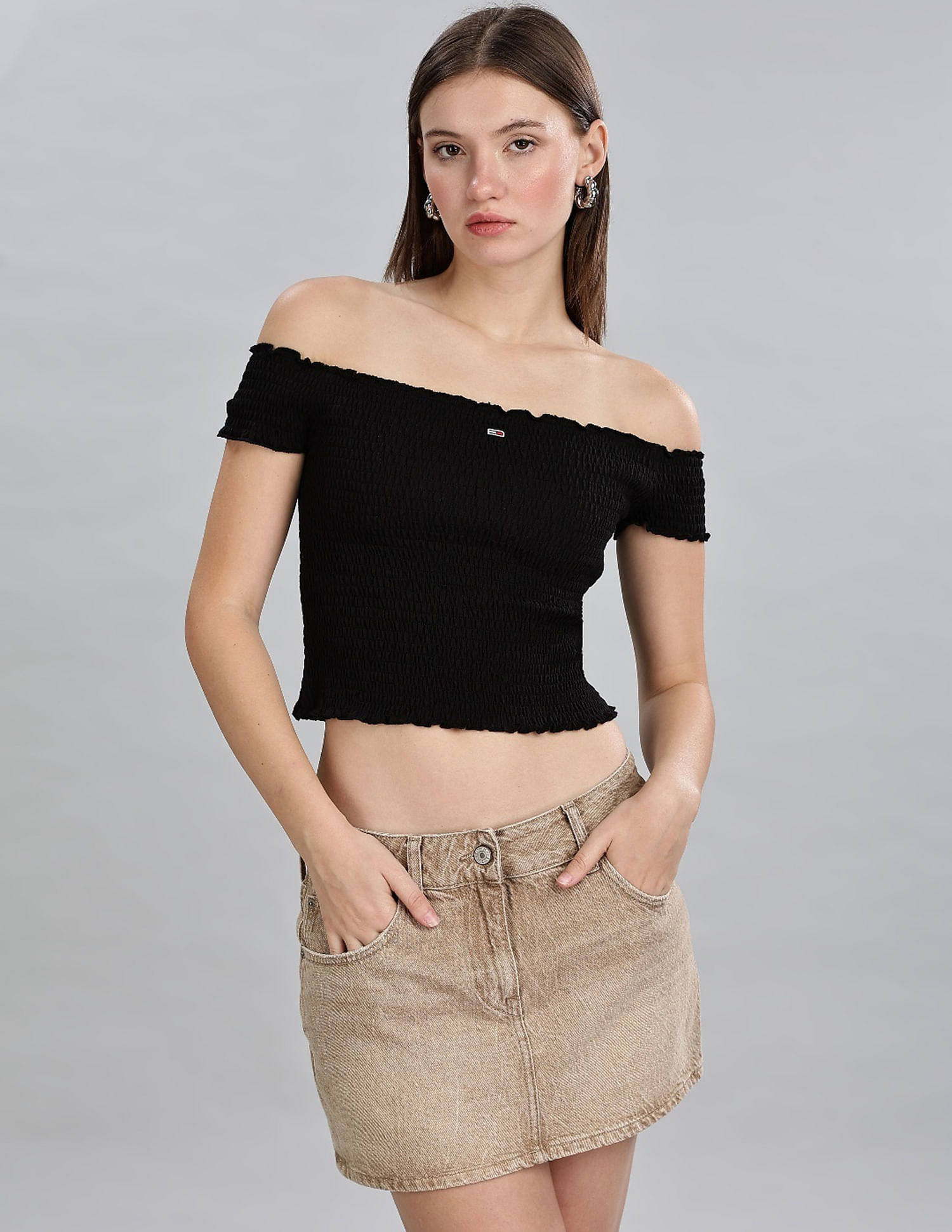 Tommy Hilfiger Regular-Fit Cotton Off-Shoulder Neck Crop Tops