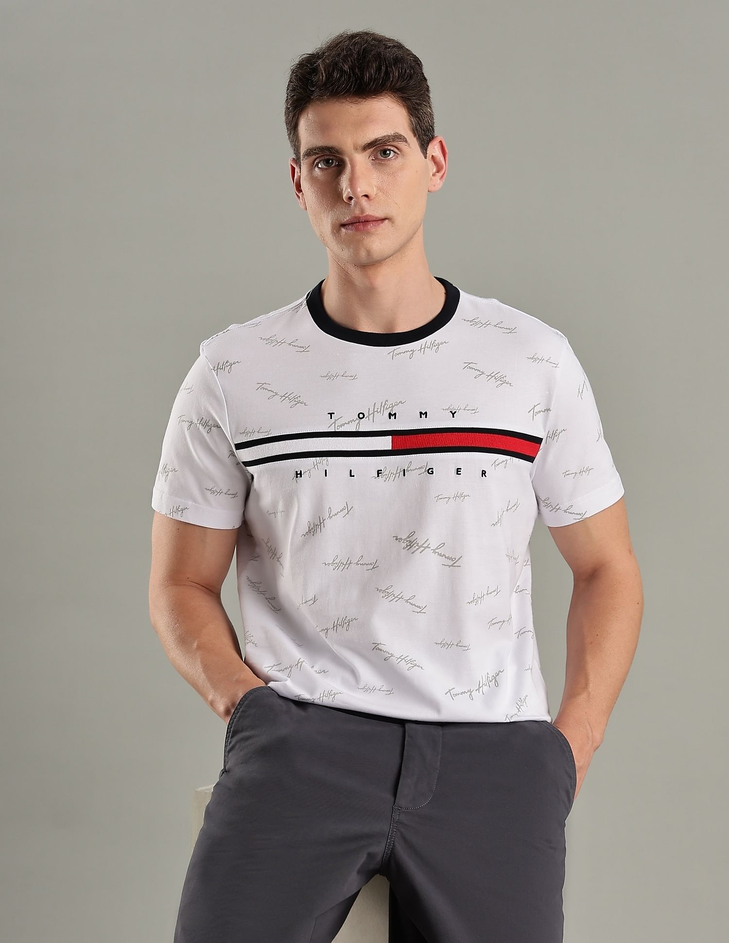Tommy Hilfiger Logo Regular-Fit Cotton T-Shirt