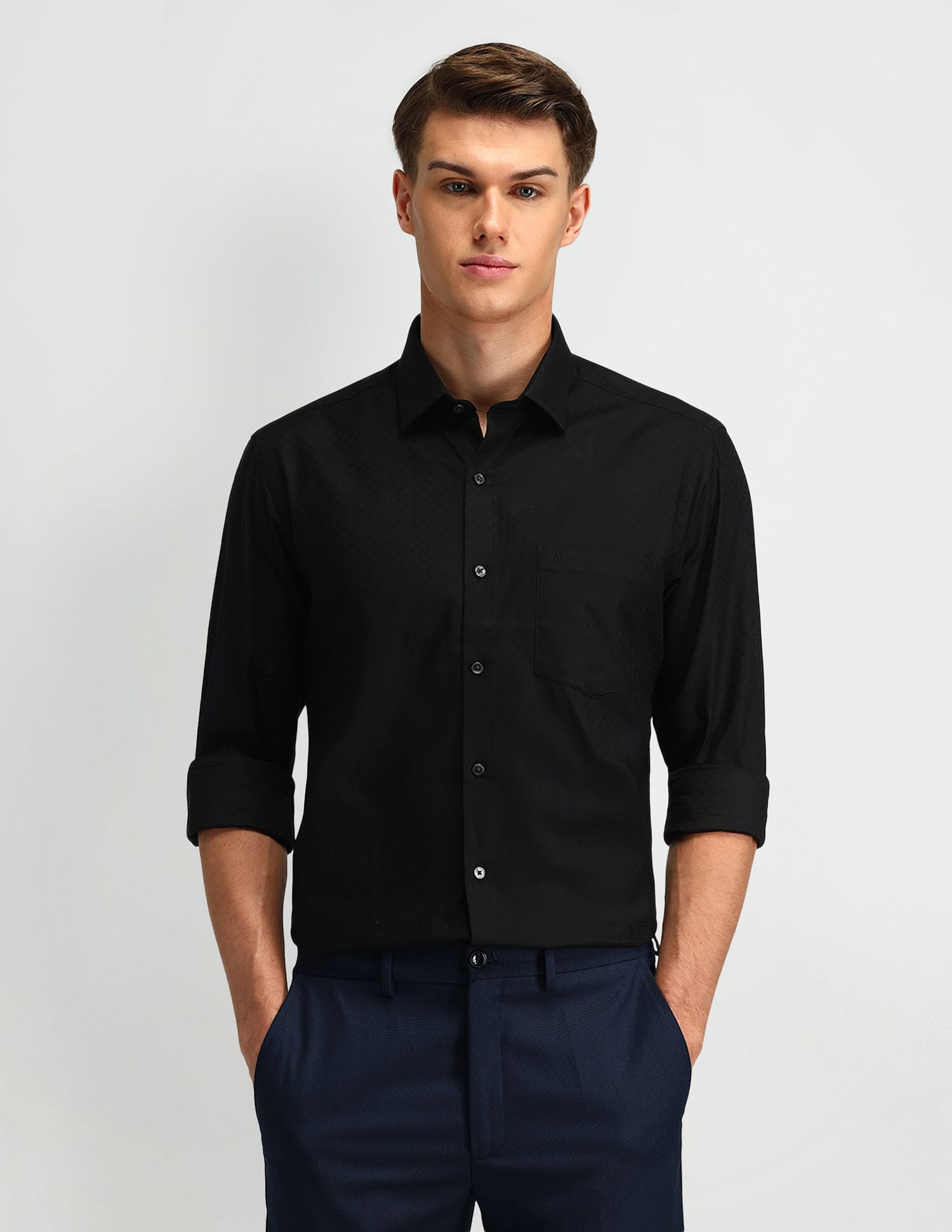 Arrow Textured Manhattan Slim Fit Shirt