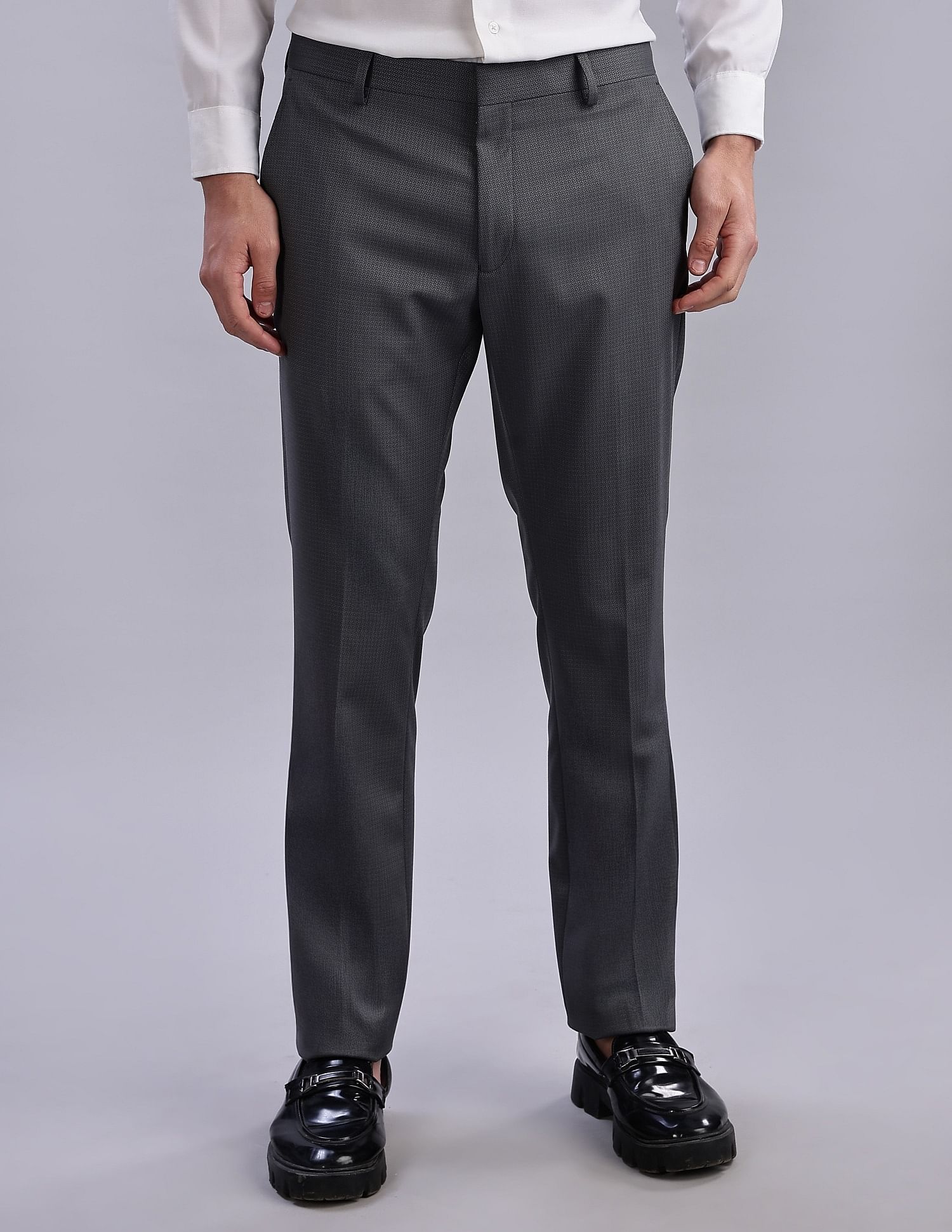 Tommy Hilfiger Regular-Fit Self-Design Mid Rise Trouser