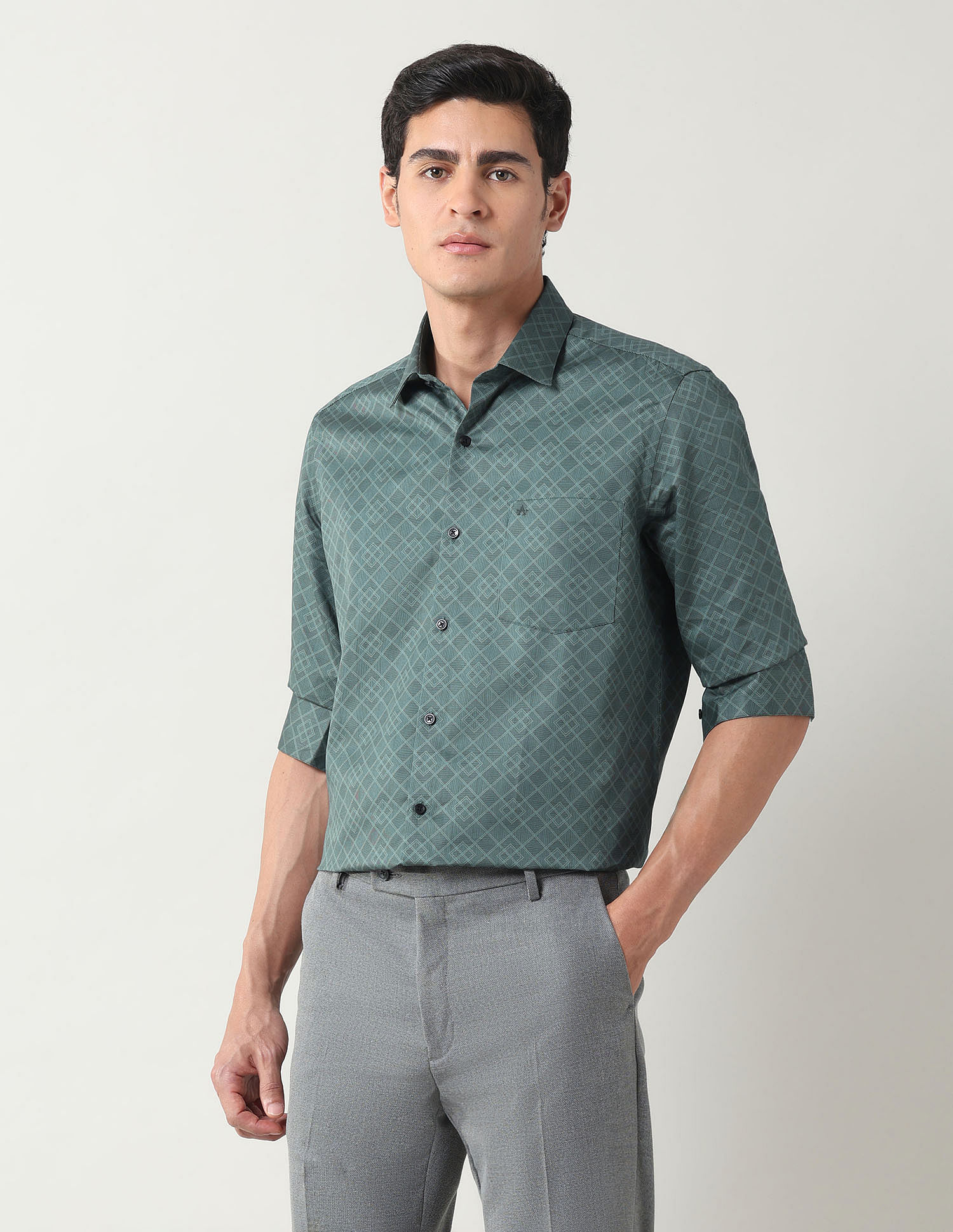 Arrow Geometric Printed Manhattan Slim Fit Shirt