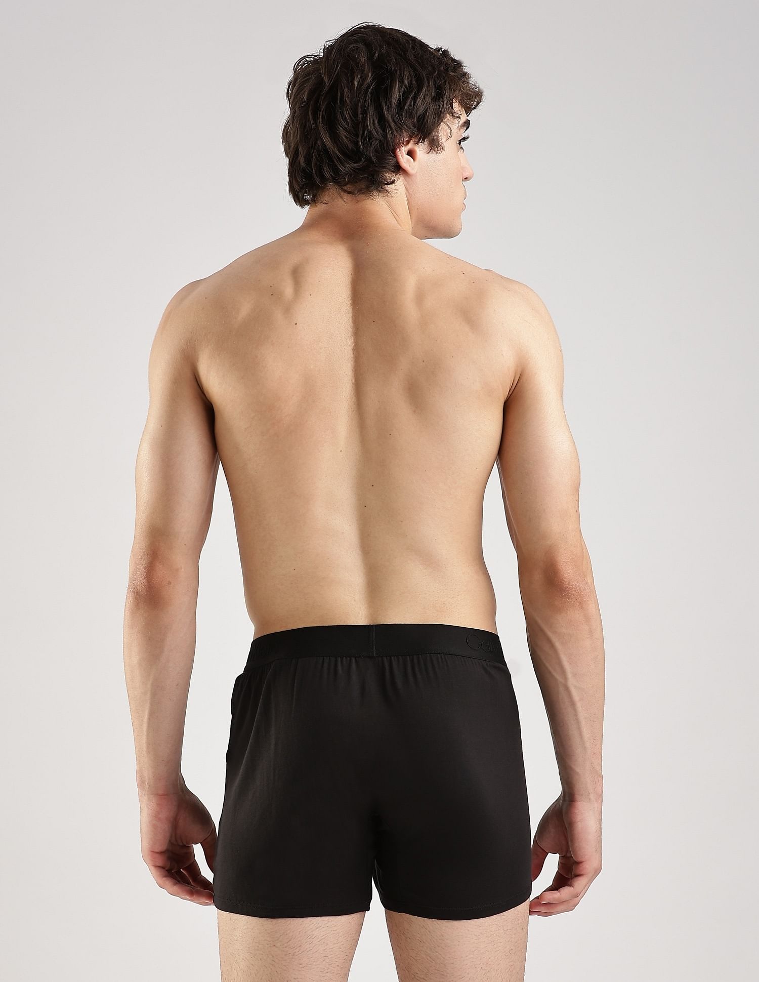 Calvin Klein Underwear Black Solid Mid Rise Trunk
