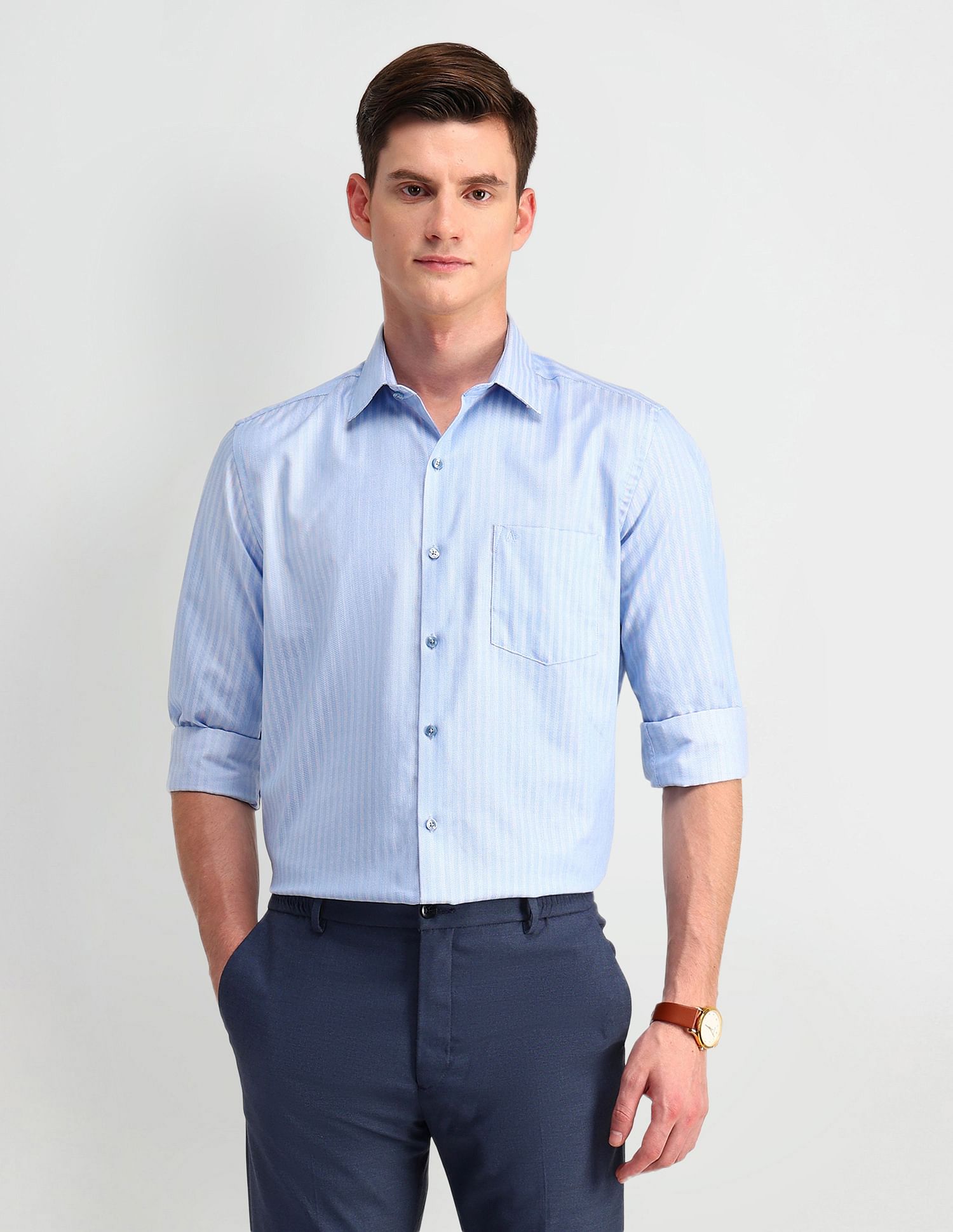 Arrow Manhattan Slim Fit Cotton Shirt