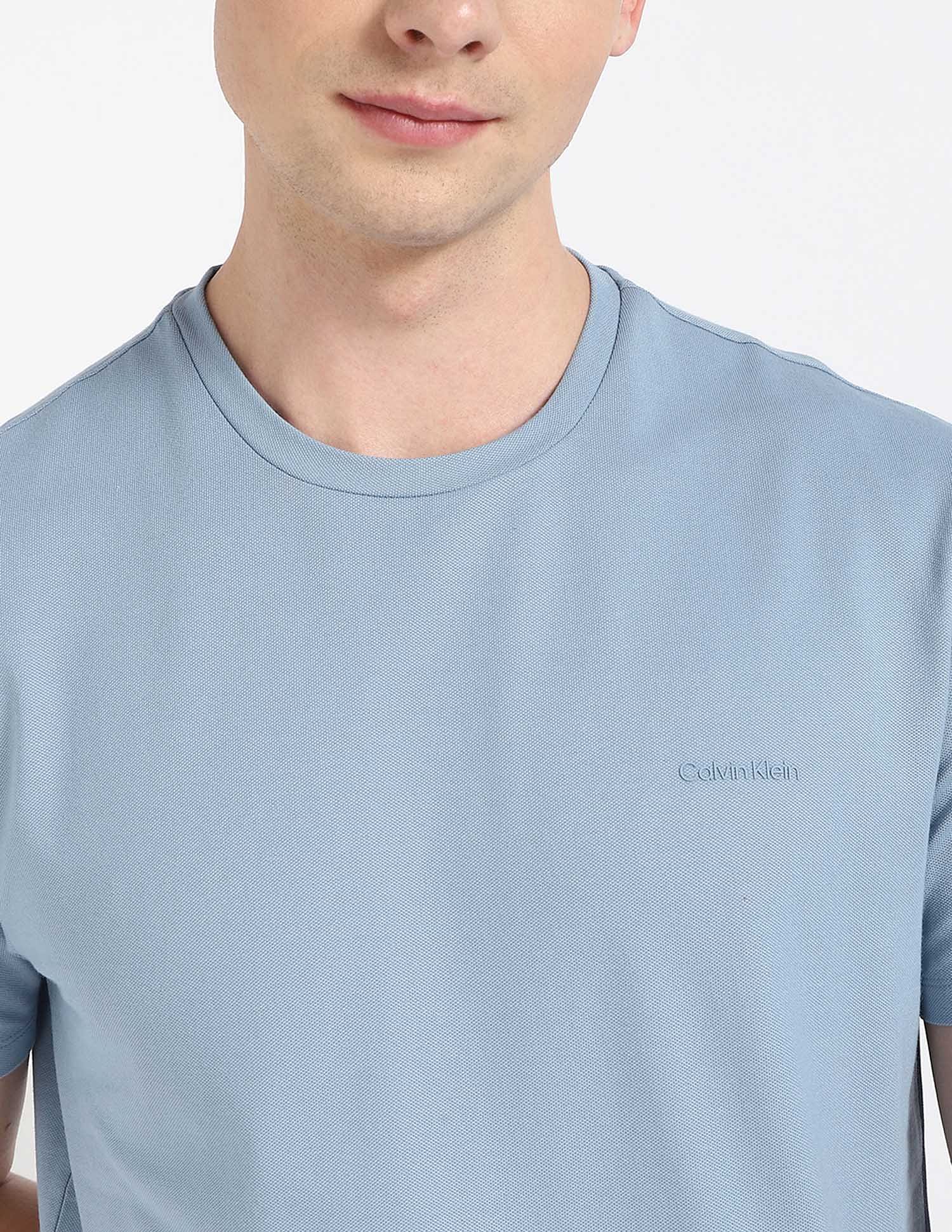Calvin Klein Jeans Cool Blue Solid T-Shirt