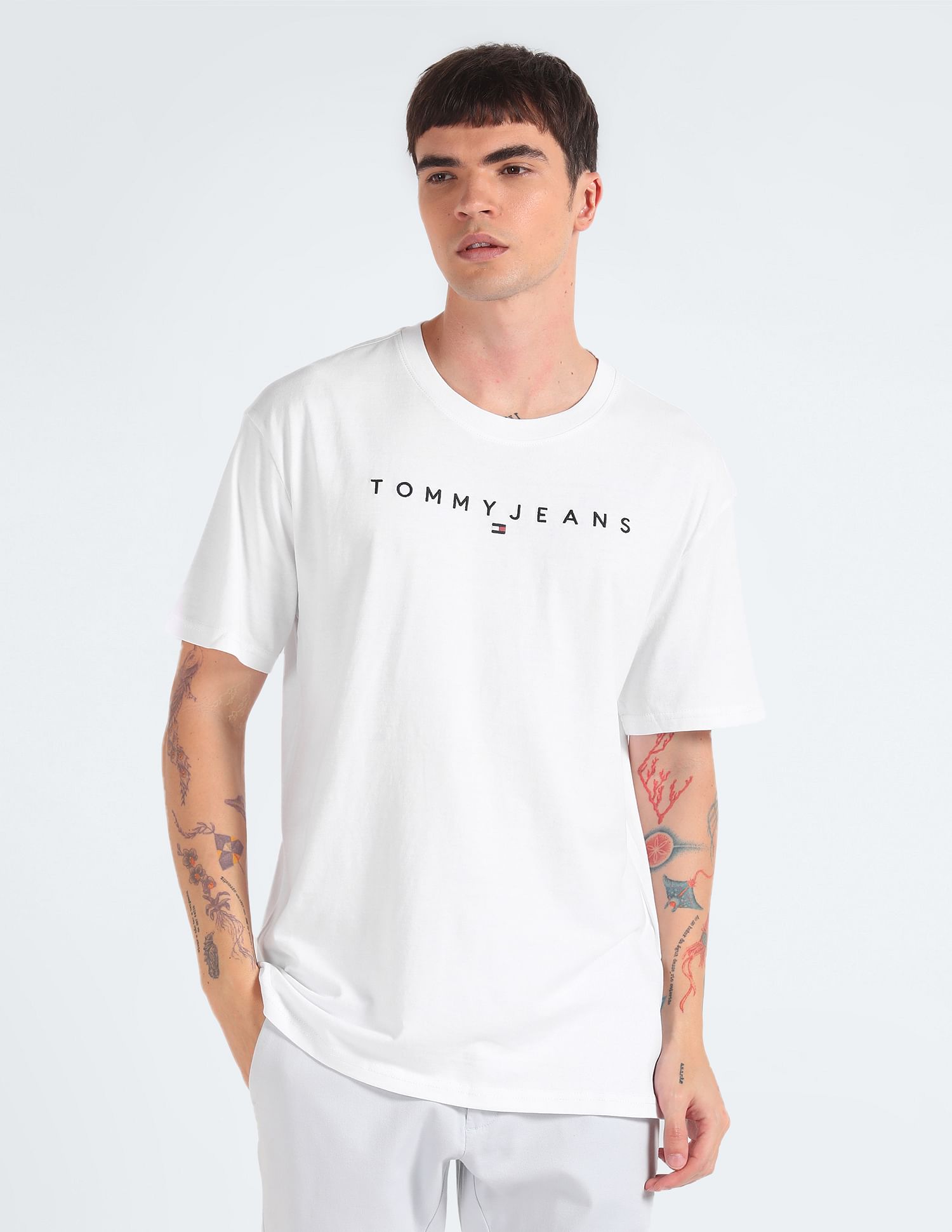 Tommy Hilfiger Regular Fit Linear Logo T-Shirt