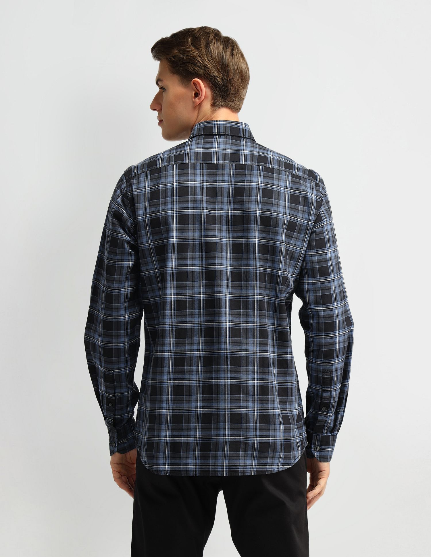 Arrow Sport Plaid Checks Slim Fit Shirt