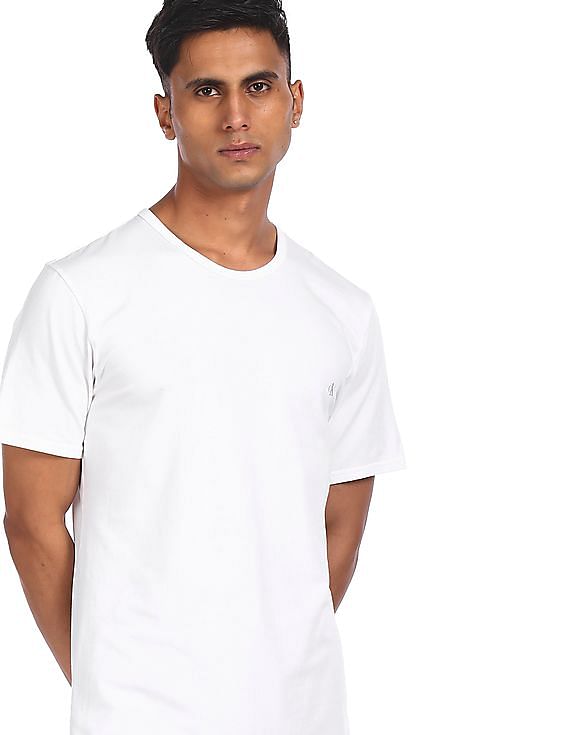 Buy Calvin Klein Underwear Men White Crew Neck Solid T-Shirt - NNNOW.com