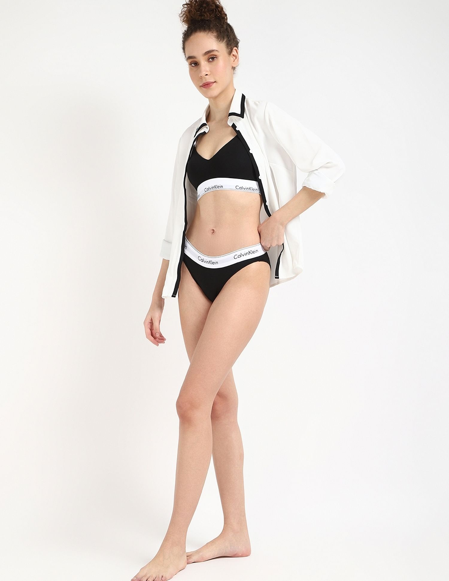Calvin Klein Underwear Solid Low Rise Bikini-Briefs