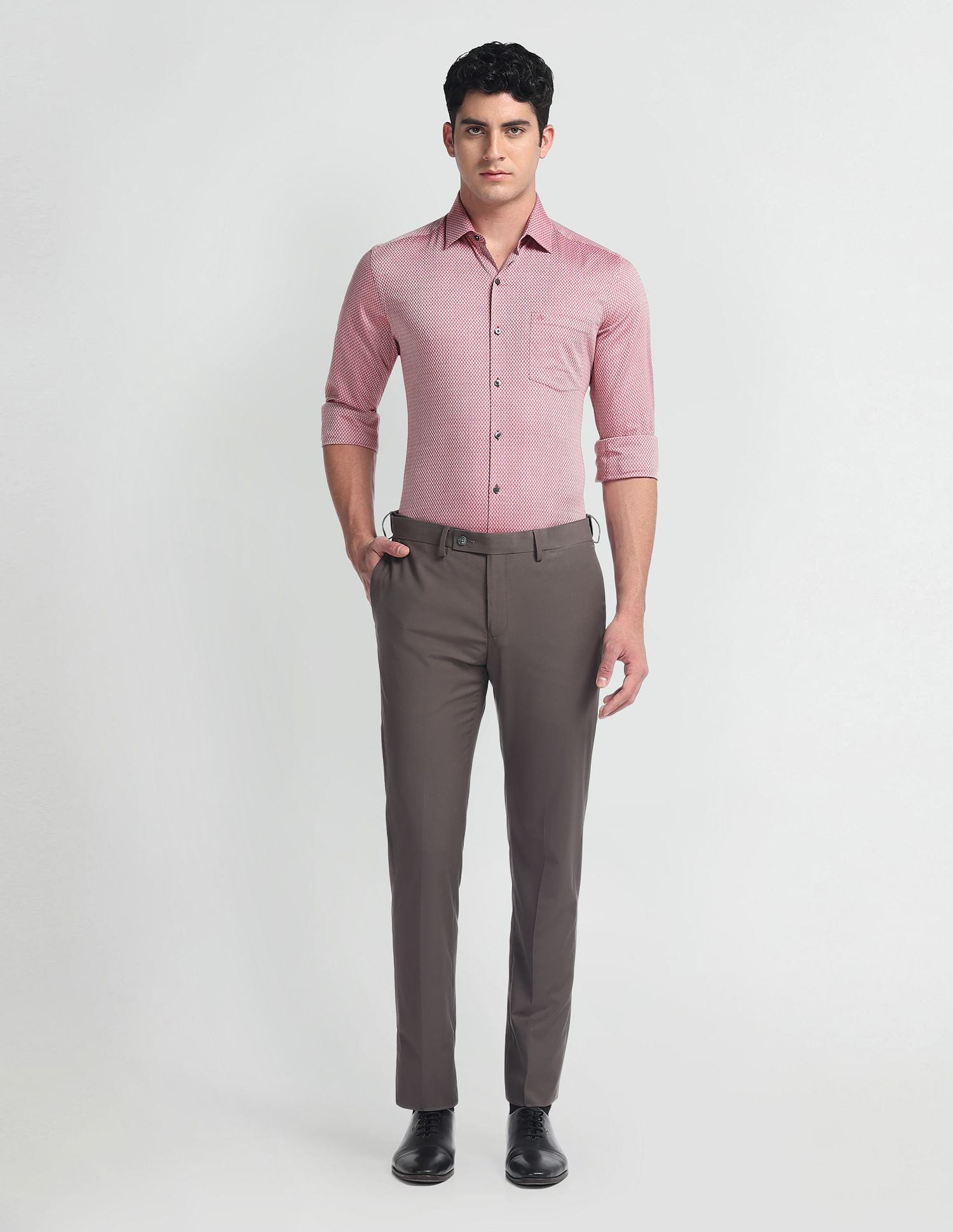 Arrow Pure Cotton Manhattan Slim Shirt