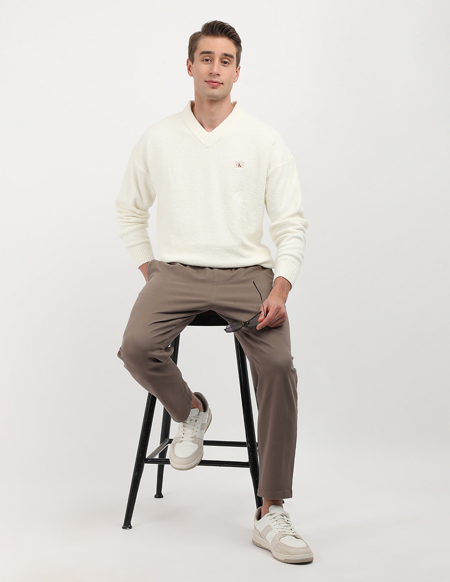 Calvin Klein Jeans Boucle Relaxed Fit V-neck Sweater