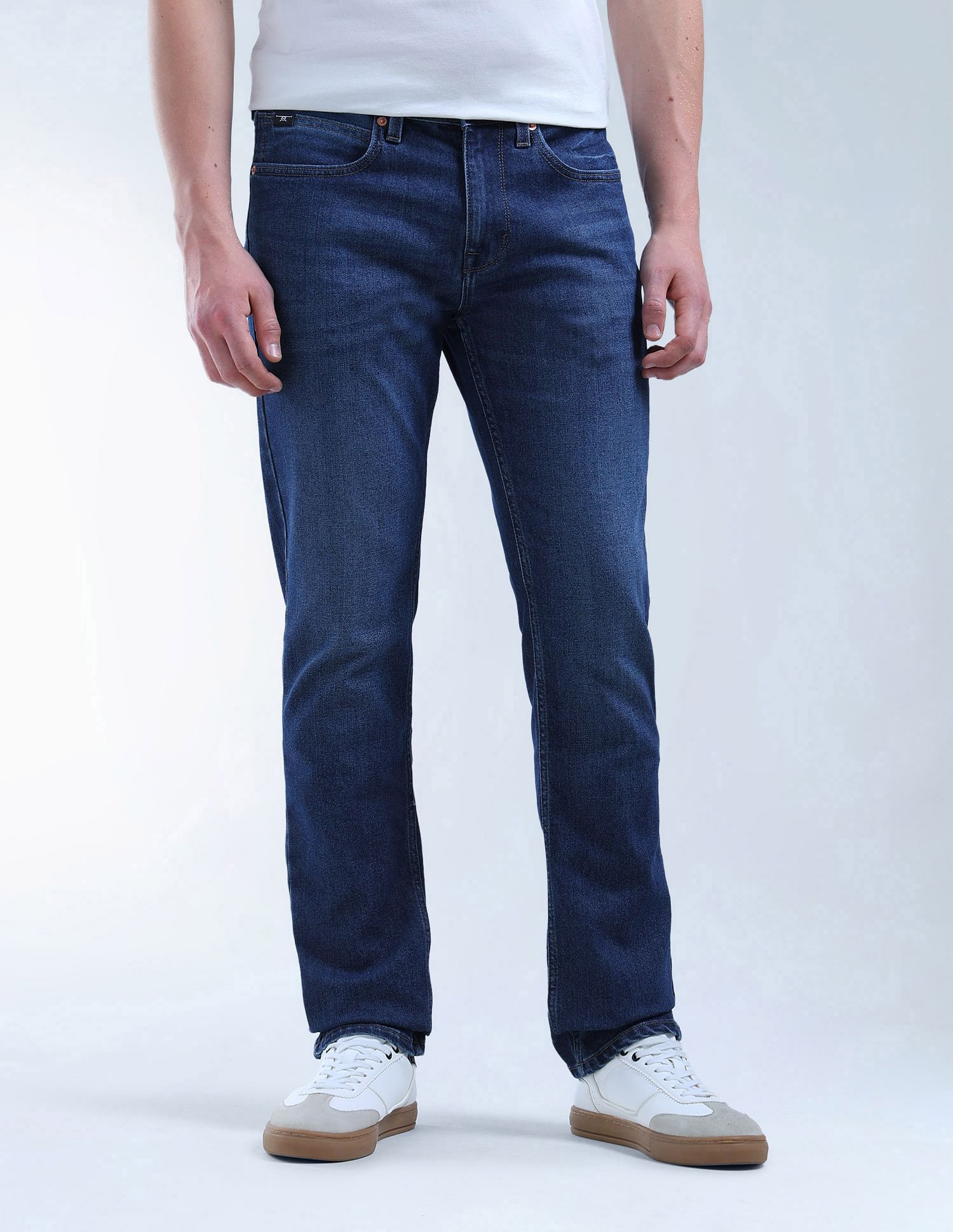 Flying Machine Mid Rise Freddie Slim Straight Fit Jeans