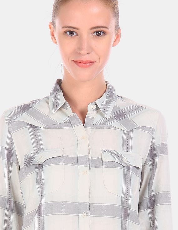Buy GAP Women Grey Slim Fit Brushed Plaid Shirt - NNNOW.com