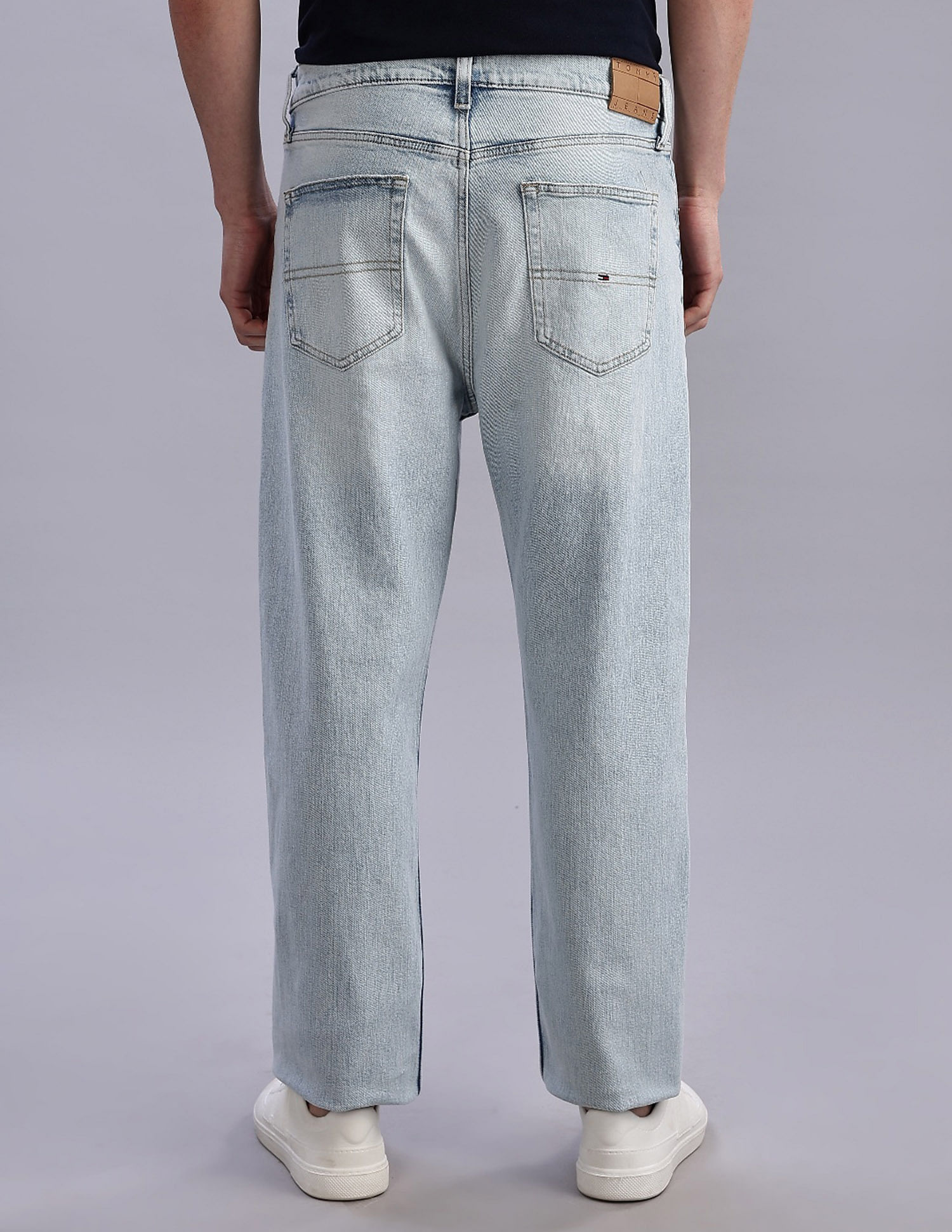 Tommy Hilfiger Light Washed Regular Fit Low Rise Jeans