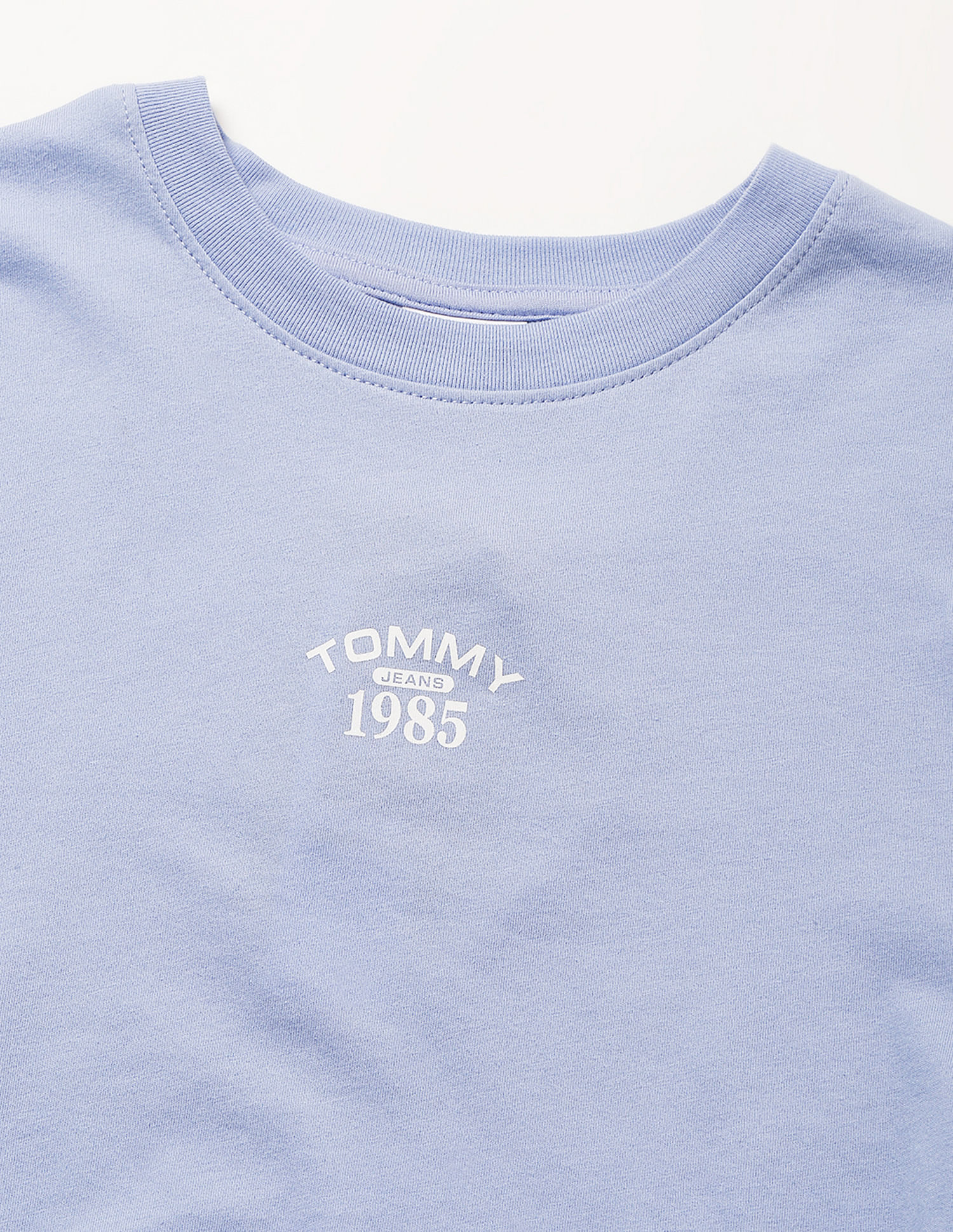 Tommy Hilfiger Sustainable Solid Essential T-Shirt