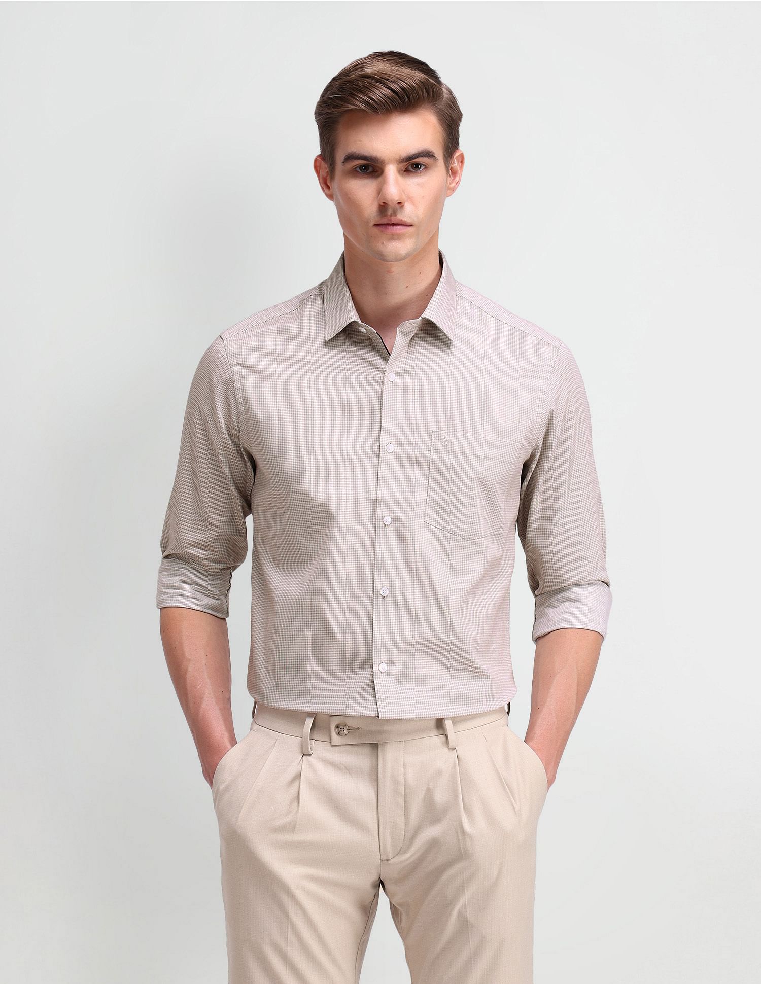 Arrow Manhattan Slim Fit Textured Shirt