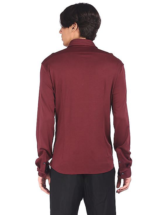 Calvin Klein Men Wine Spread Collar Knit Casual Shirt