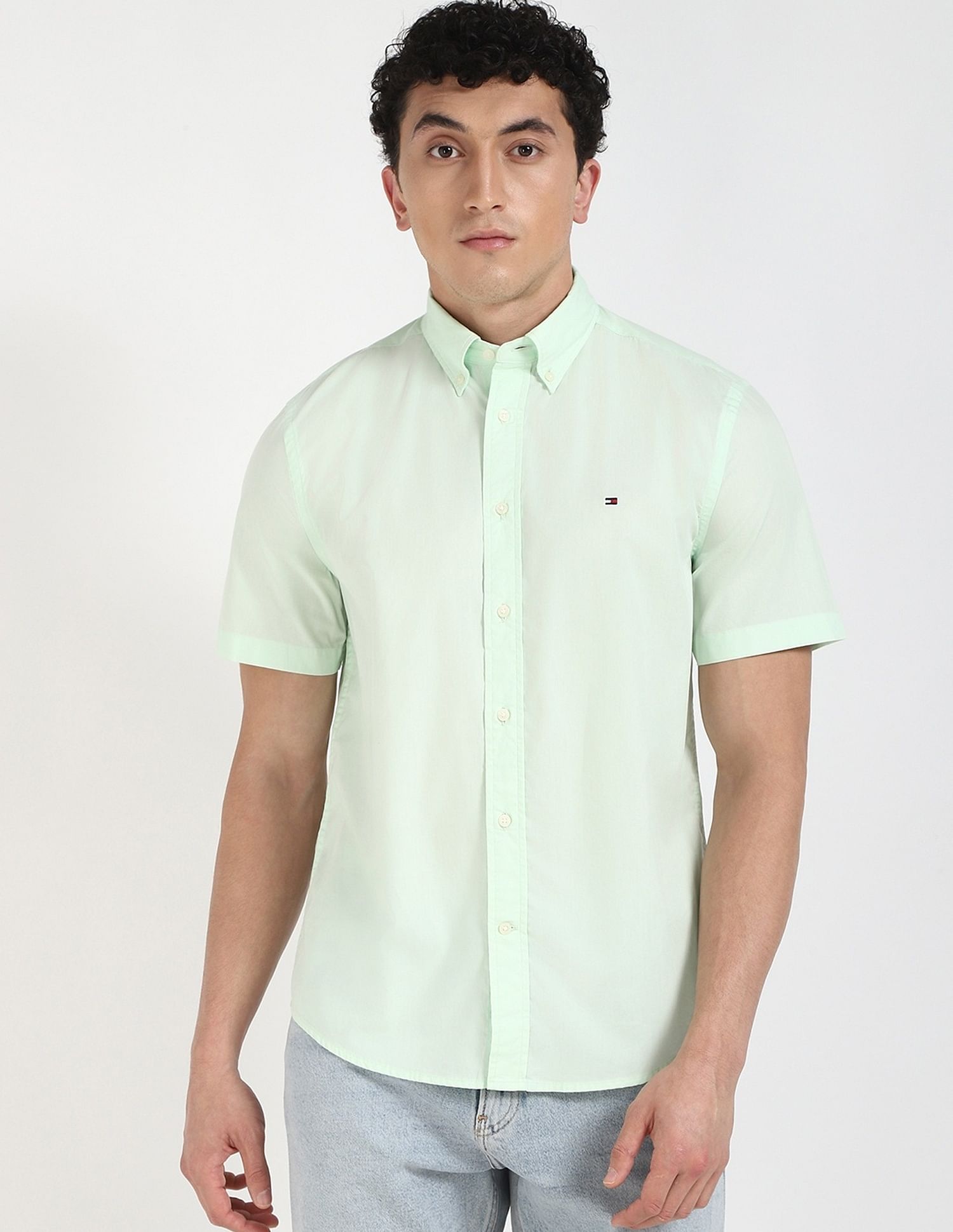 Tommy Hilfiger Solid Regular-Fit Poplin Woven Shirt