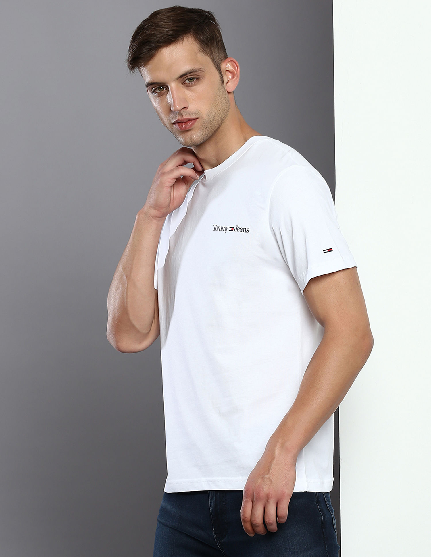 Tommy Hilfiger Transitional Organic Cotton Linear Logo T-Shirt