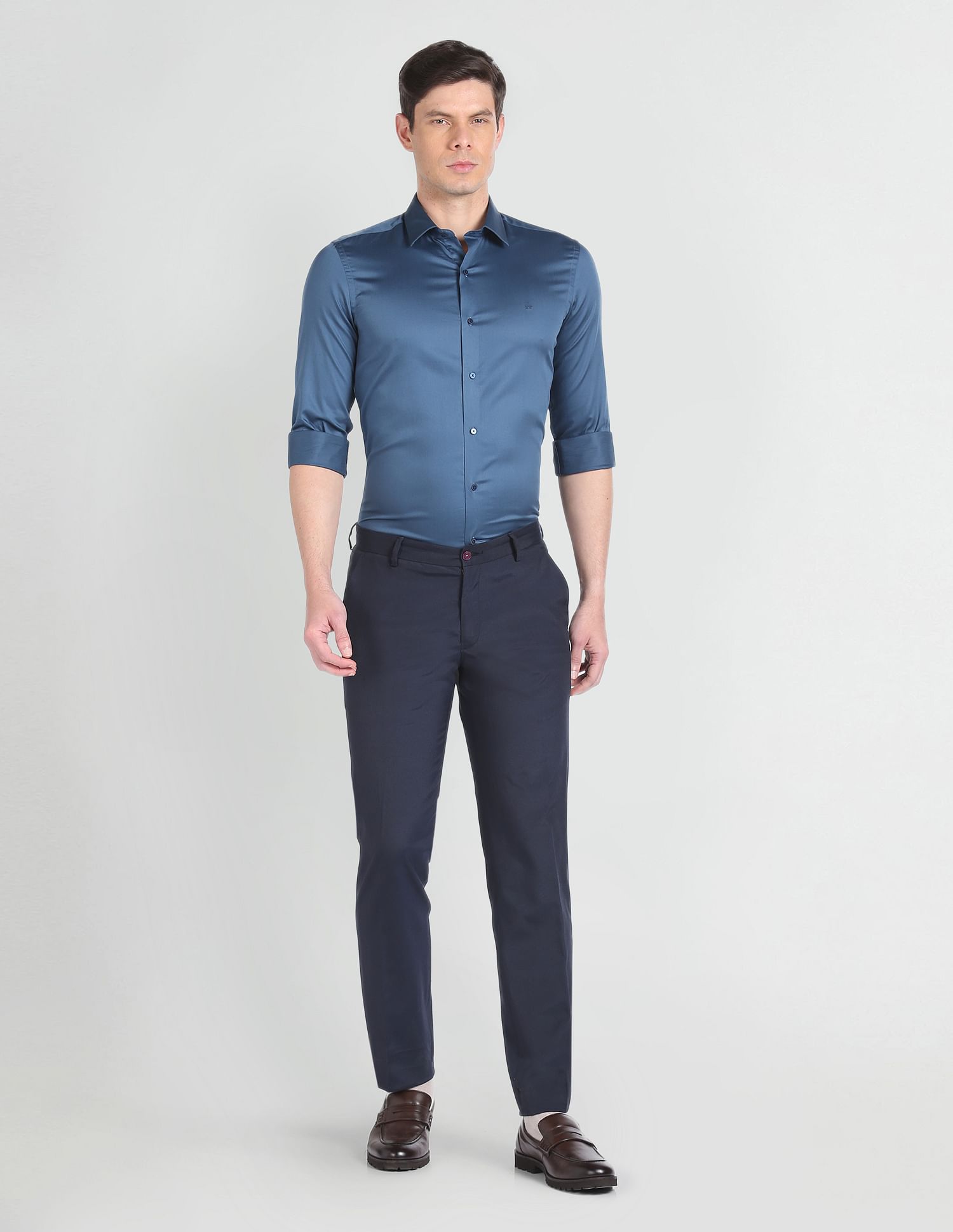 Arrow Newyork Manhattan Slim Solid Shirt