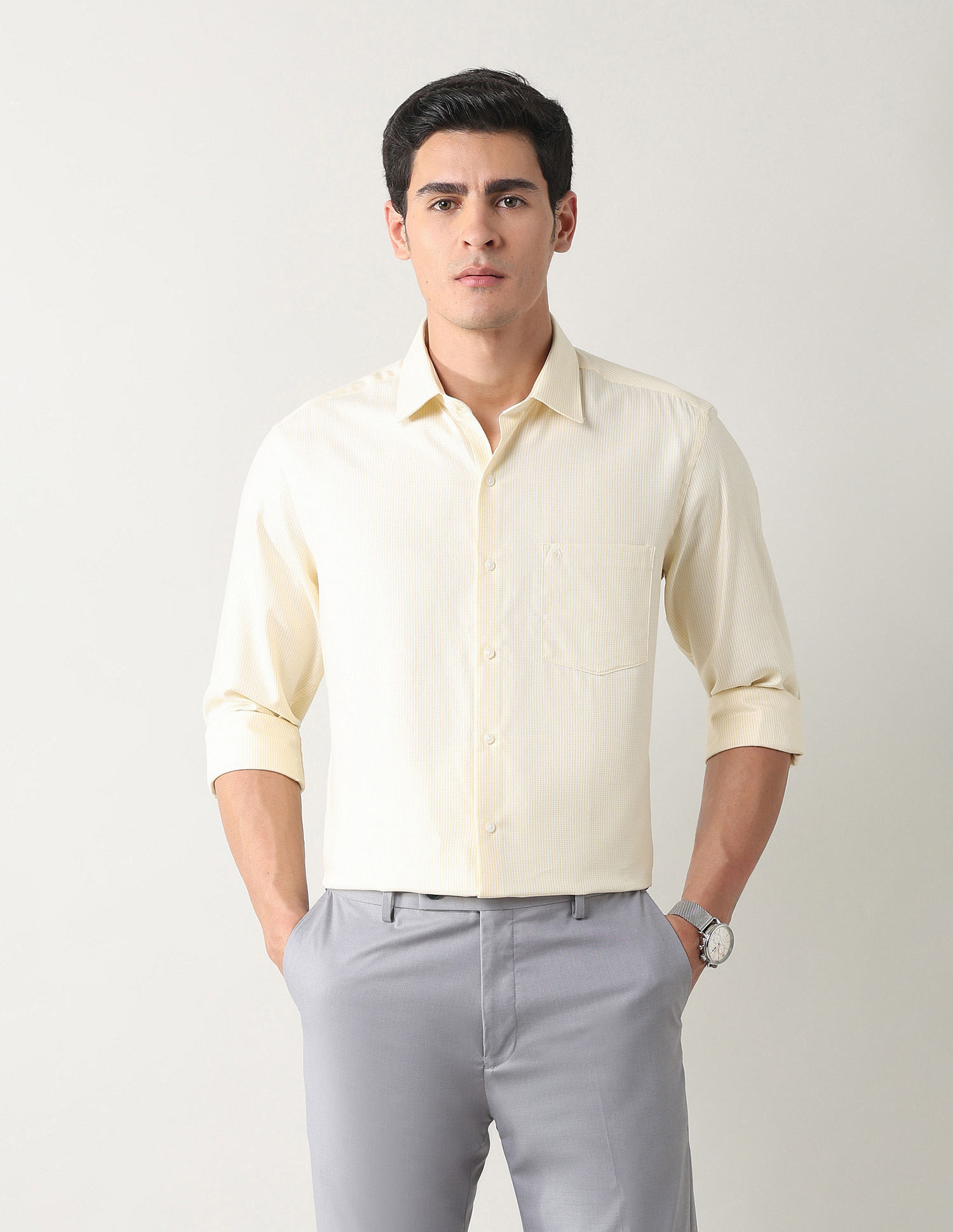 Arrow Manhattan Slim Fit Textured Shirt