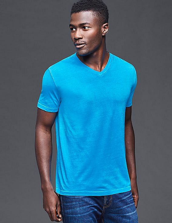 Buy GAP Men Men Blue Vintage Wash V Neck T Shirt NNNOW