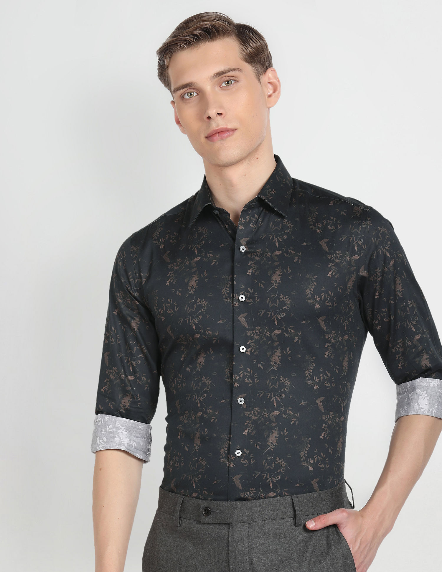 Arrow Newyork Manhattan Slim Fit Cotton Shirt