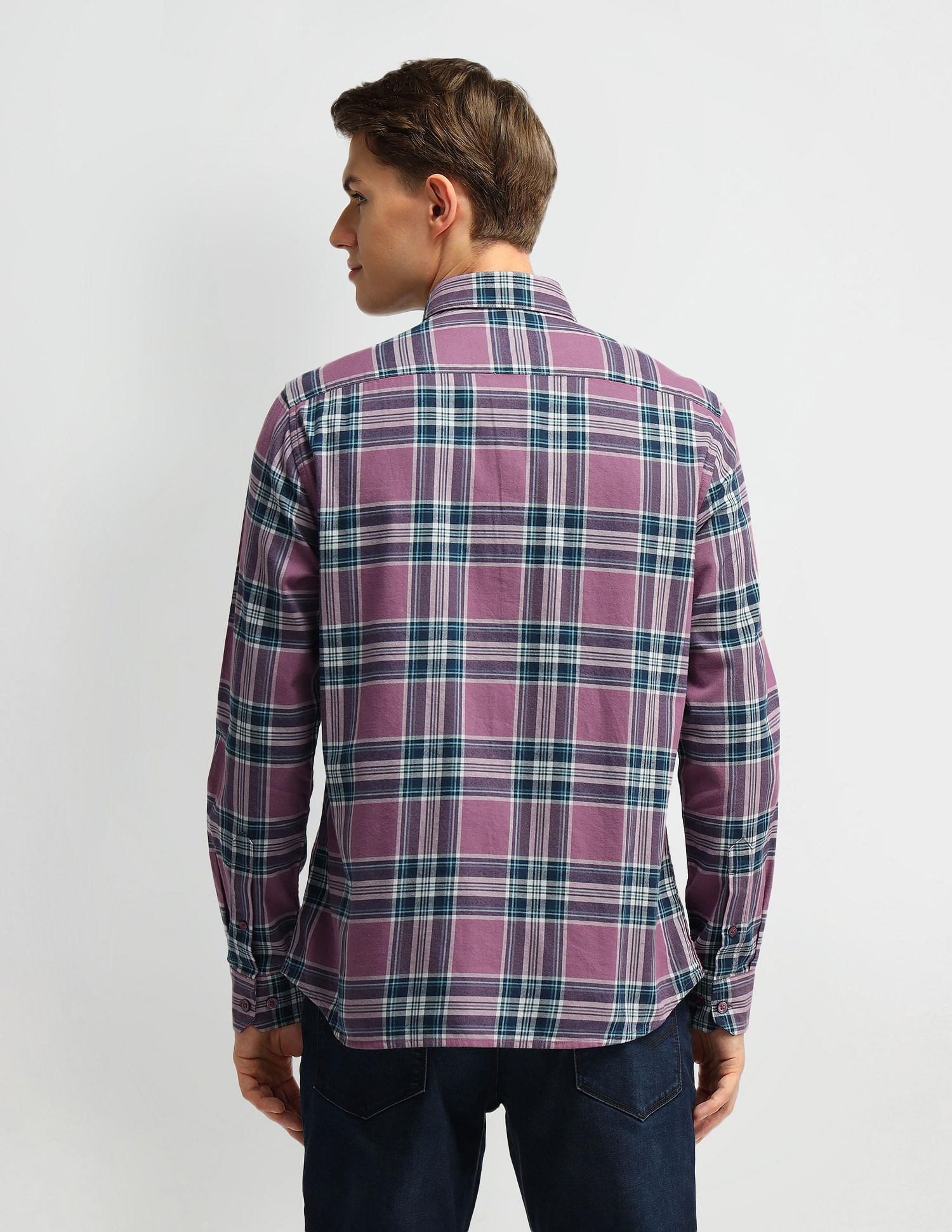 Arrow Sport Tailored Fit Cotton Shirt