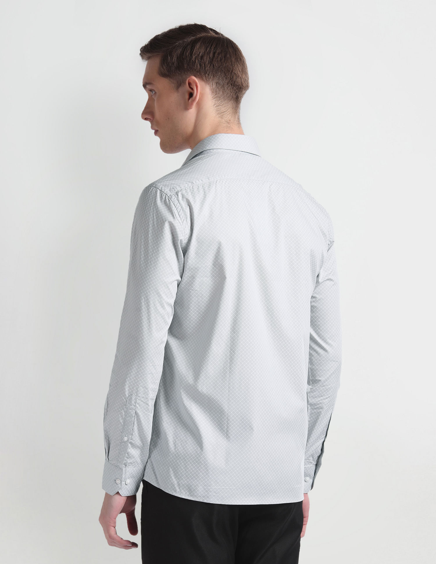 Arrow Manhattan Slim Fit Dobby Shirt